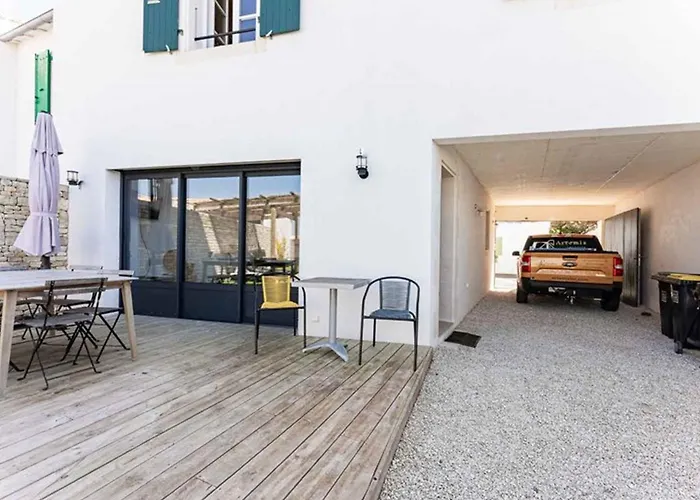 Villa Maison Moderne Au Bois-plage-en-re Avec Jardin - Fr-1-835-3 *